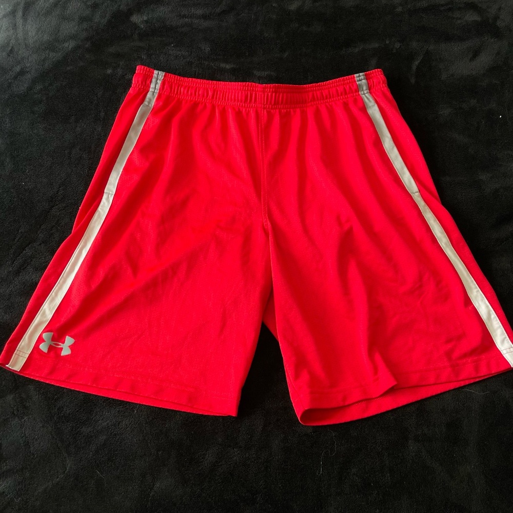 Men's Red Under Armour Drawstring Gym Shorts Athletic Exercise Workout